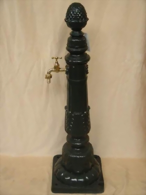 Dekorativer Gusseisen Standbrunnen - Standhahn